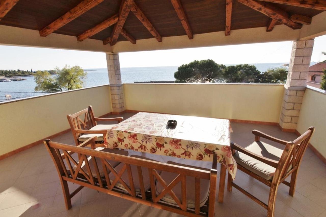 Apartments Zambratija With Sea View Buitenkant foto