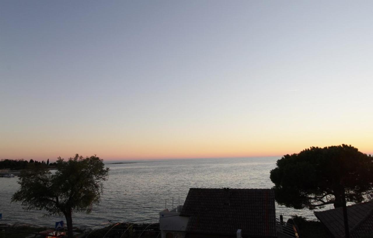 Apartments Zambratija With Sea View Buitenkant foto