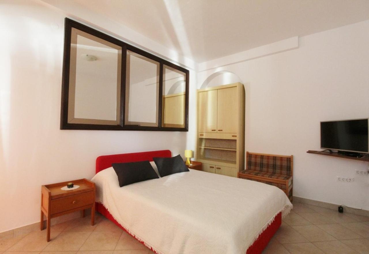 Apartments Zambratija With Sea View Buitenkant foto