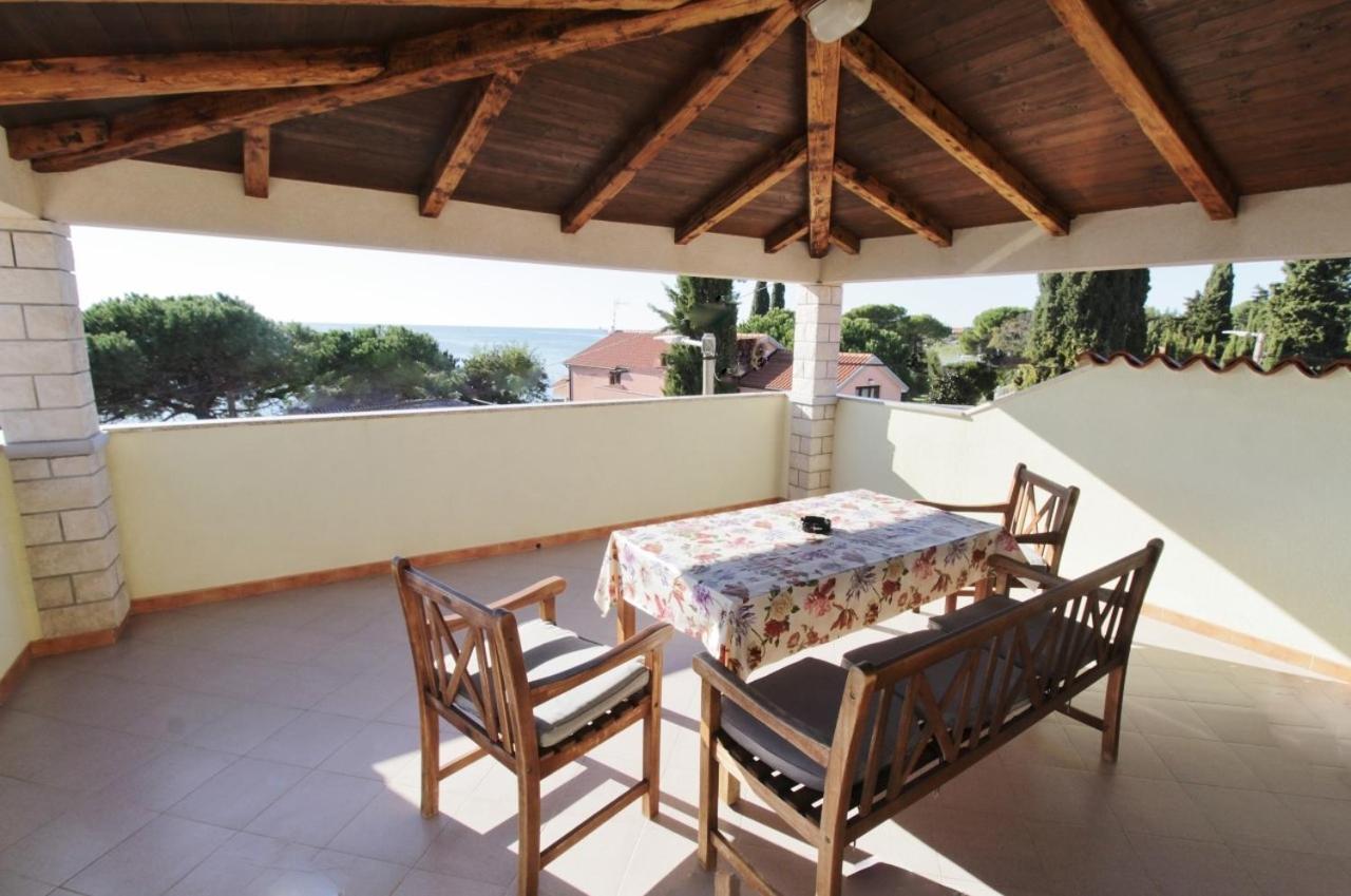 Apartments Zambratija With Sea View Buitenkant foto